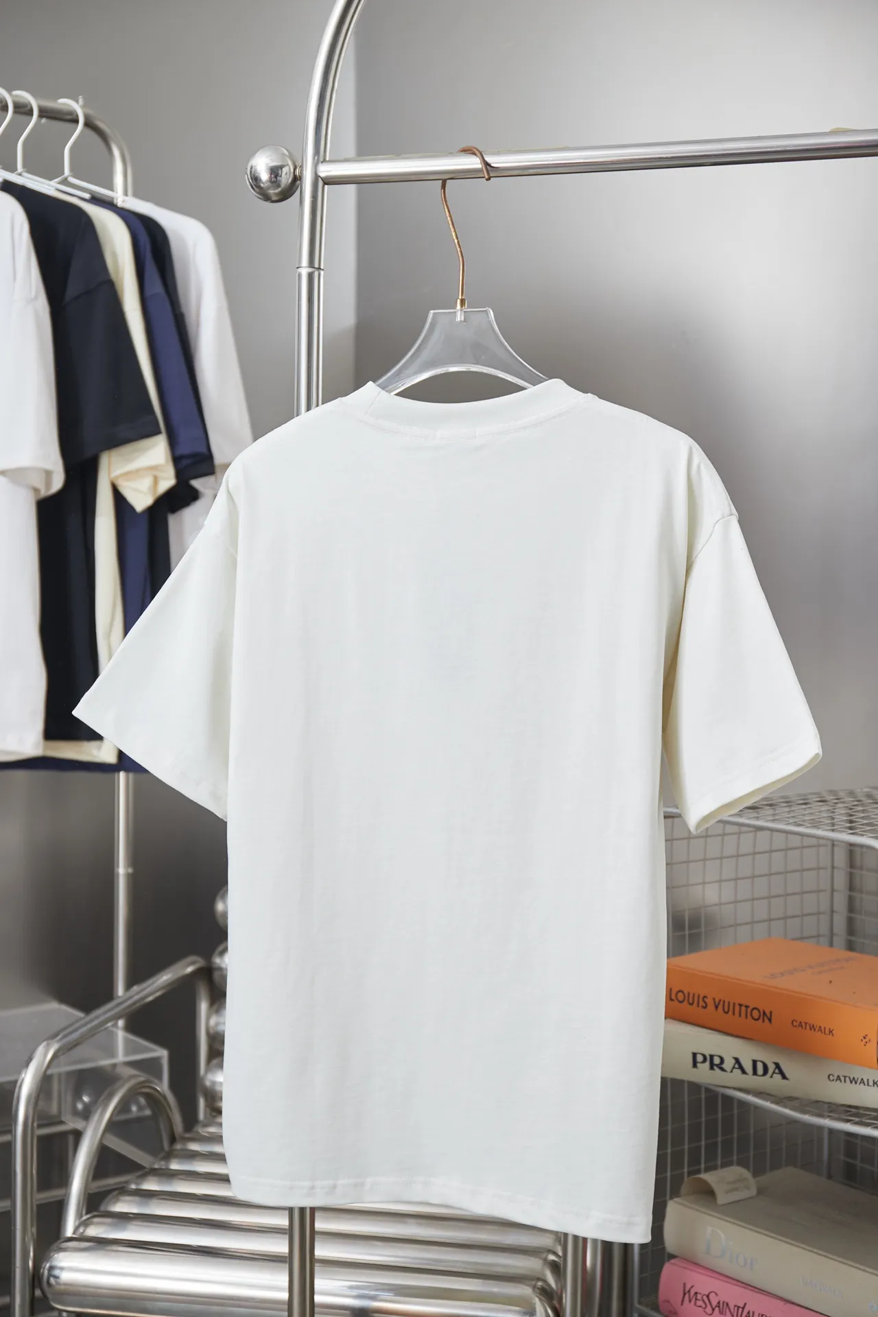BBR 2026ss · 320 100% · 32 1X 1 ， · · · ： /Black/Red Size：S M L XL